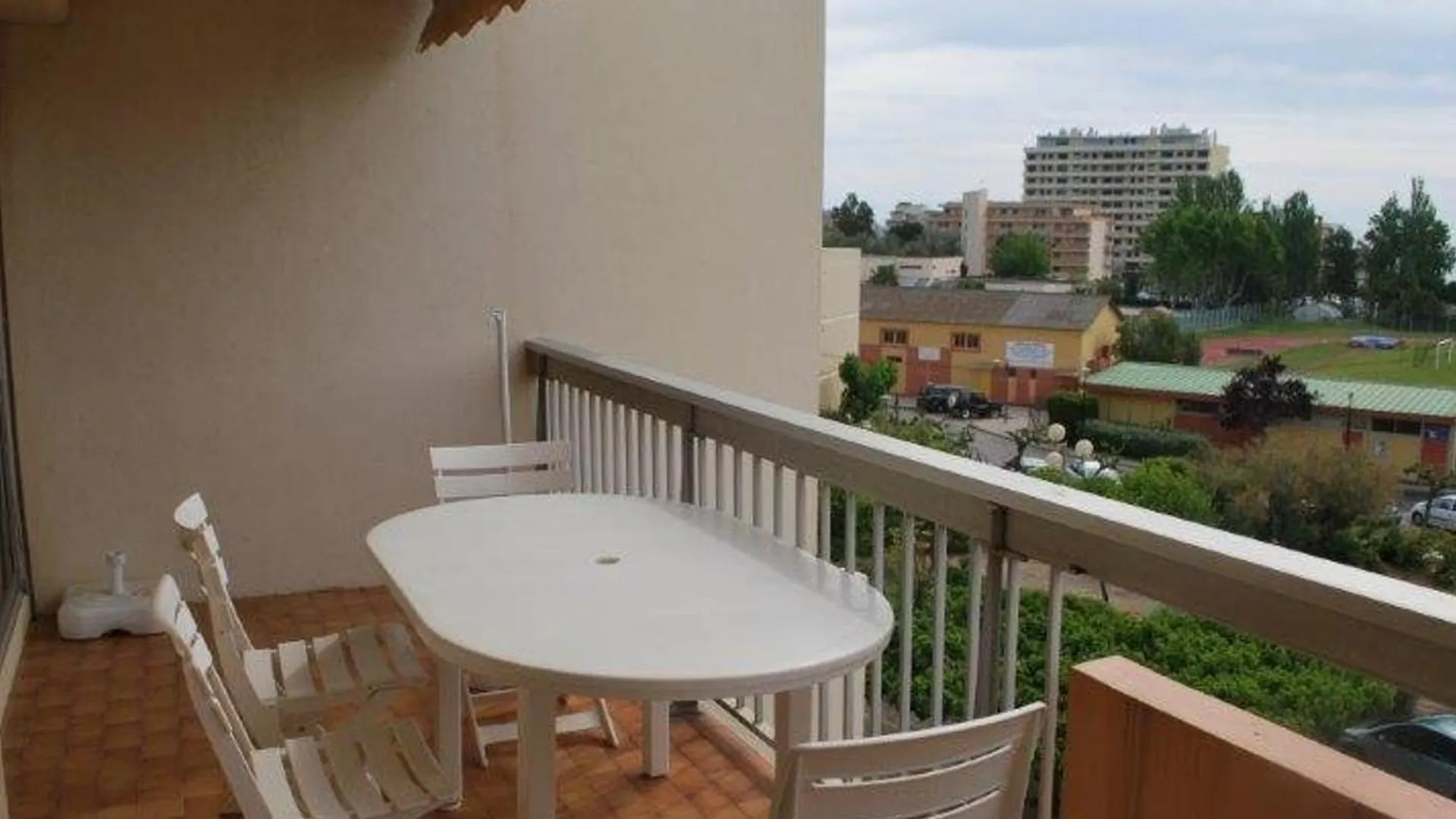 Centre Ville, T3 500M Plage, Tv, Parking A Le Lavandou - Fr-1-803-53